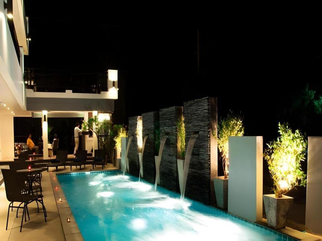Amin Hotel 3*
